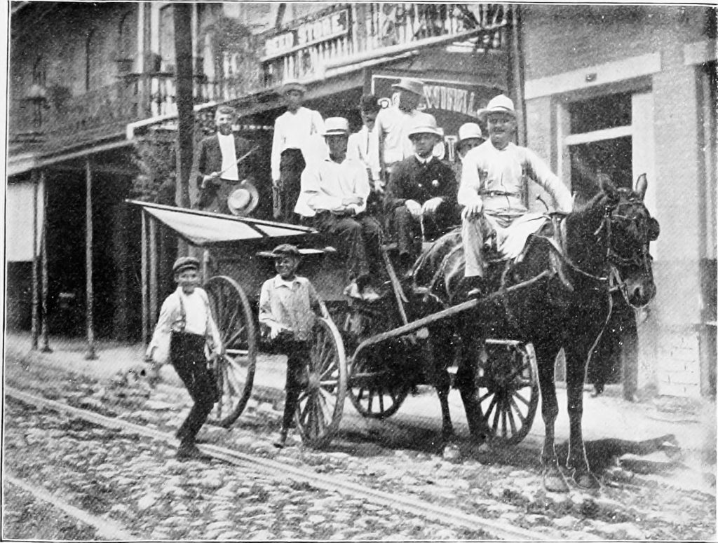 Screening gang about screen a room containing a yellow fever patient, New Orleans, 1905.