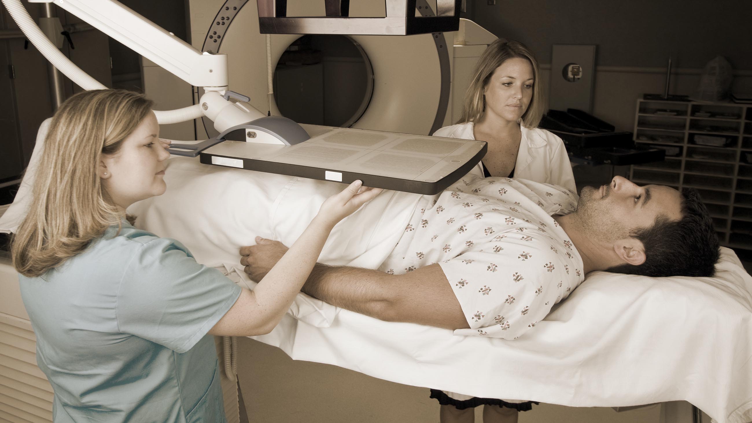 “Men don’t need to rush to make a decision about what to do with a diagnosis of localized prostate cancer [and] what treatment to choose,” the study's lead investigator declared.